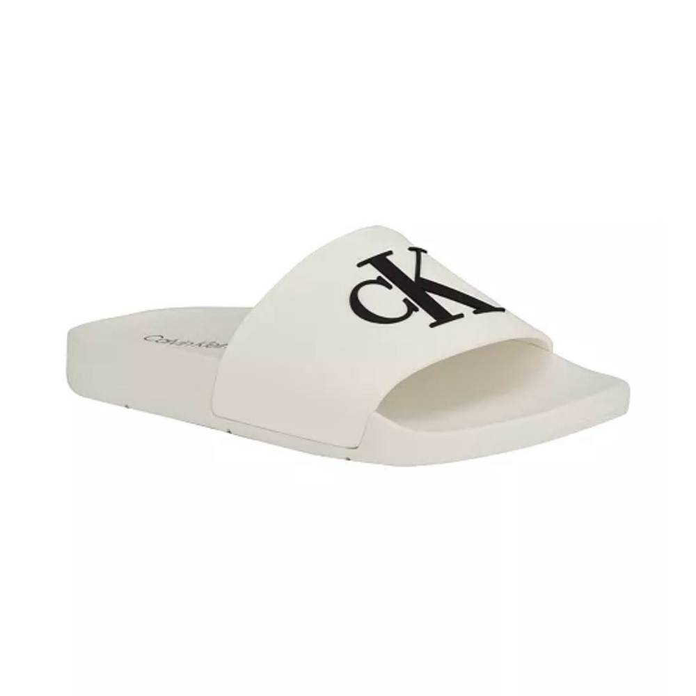 NWT Calvin Klein
Women's Arin Logo Beach Slide Sandals